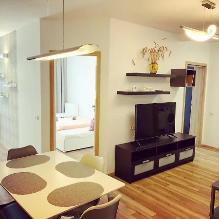 Apartment City Vibe *